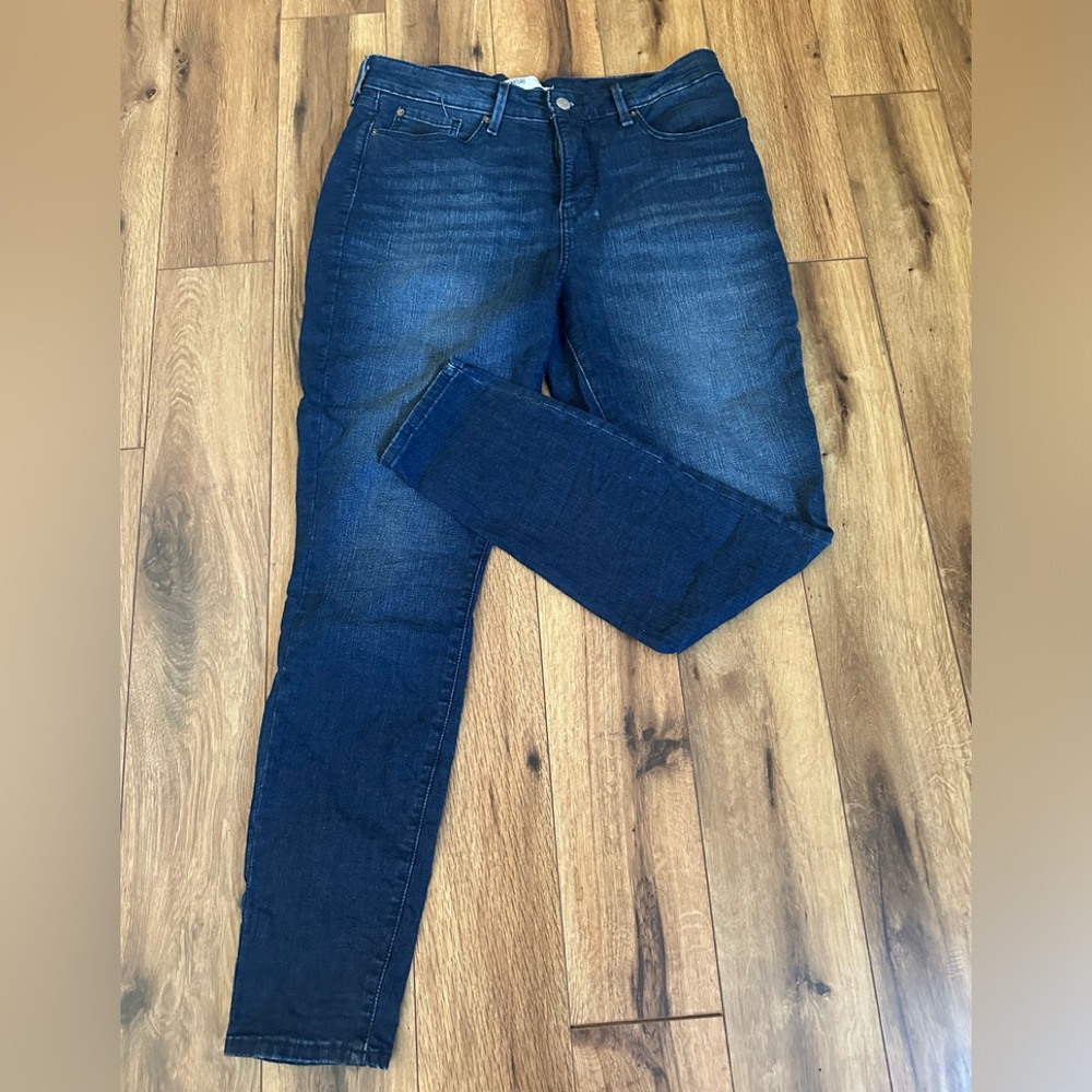 Gently Used Women’s Jeans
